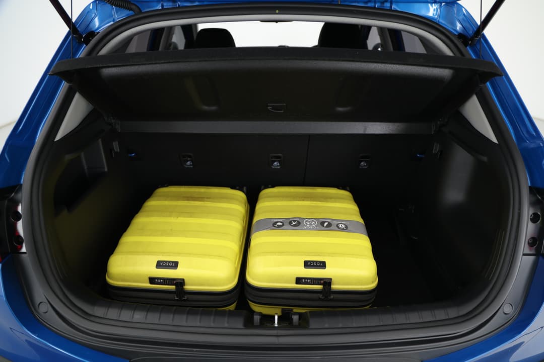 2024 Kia Stonic S, Automatic, 18797 km, Boot Inside View with Luggage