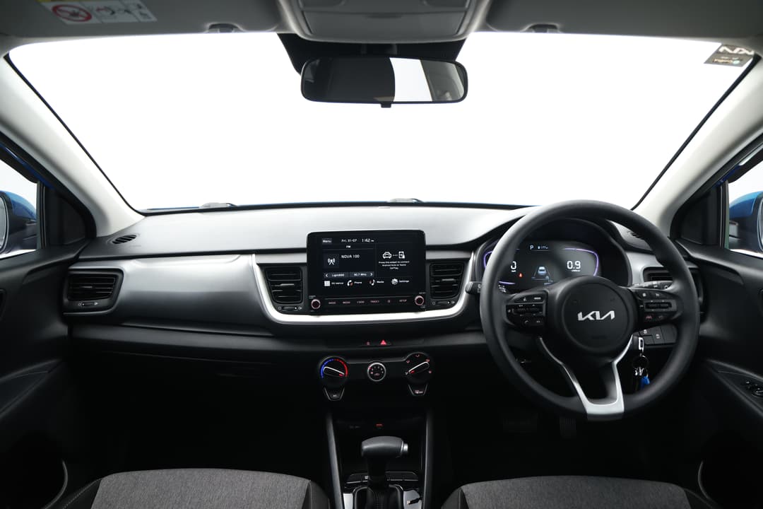 2024 Kia Stonic S, Automatic, 18797 km, Dashboard View