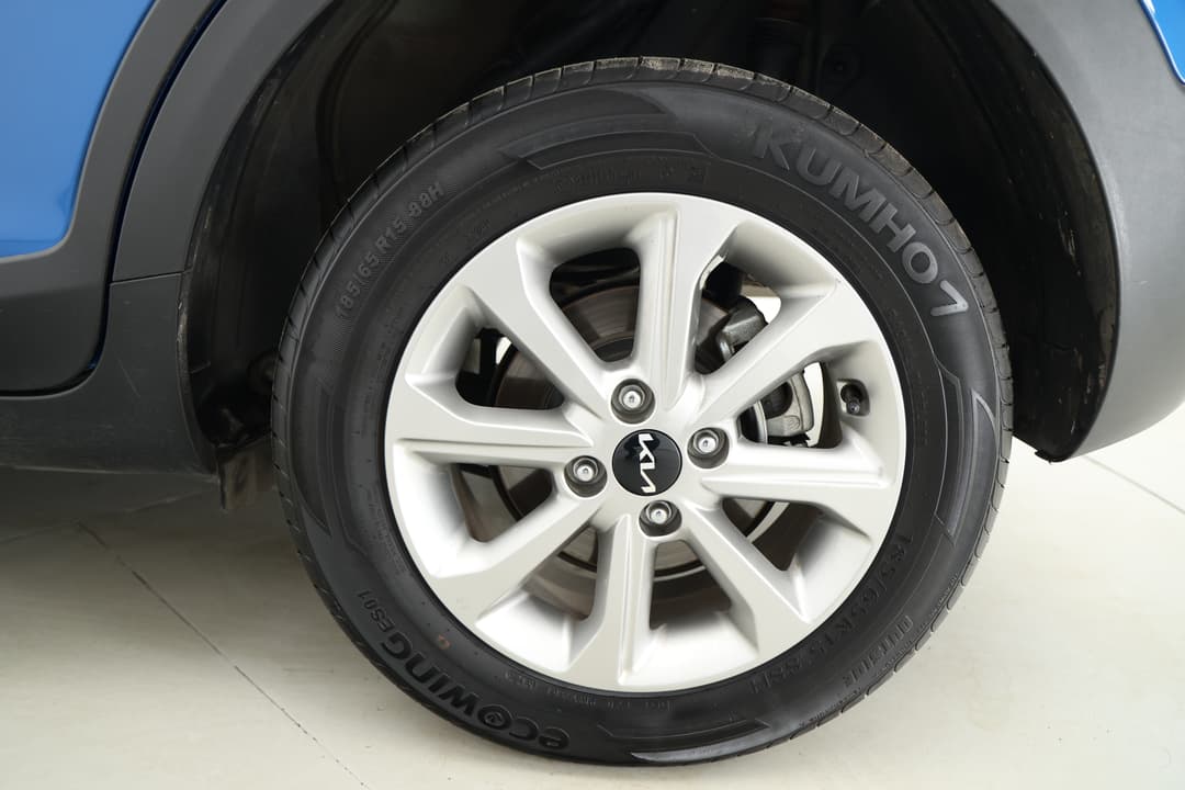 2024 Kia Stonic S, Automatic, 18797 km, Left Rear Wheel
