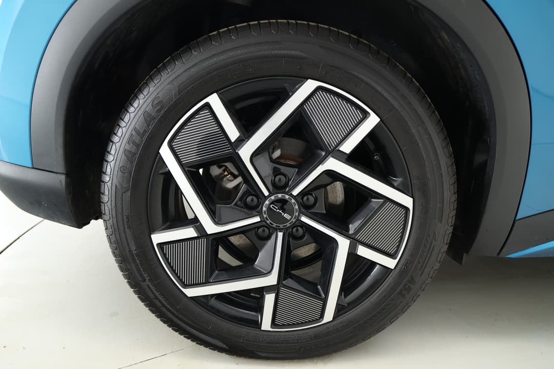 2023 Byd Atto 3 Extended Range, Automatic, 15041 km, Right Rear Wheel