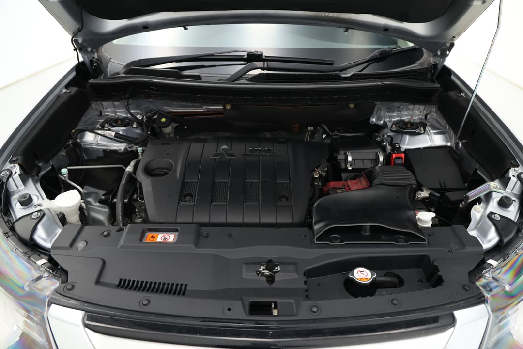 2015 Mitsubishi Outlander Exceed (4x4), Automatic, 125467 km, Open Bonnet (Engine)