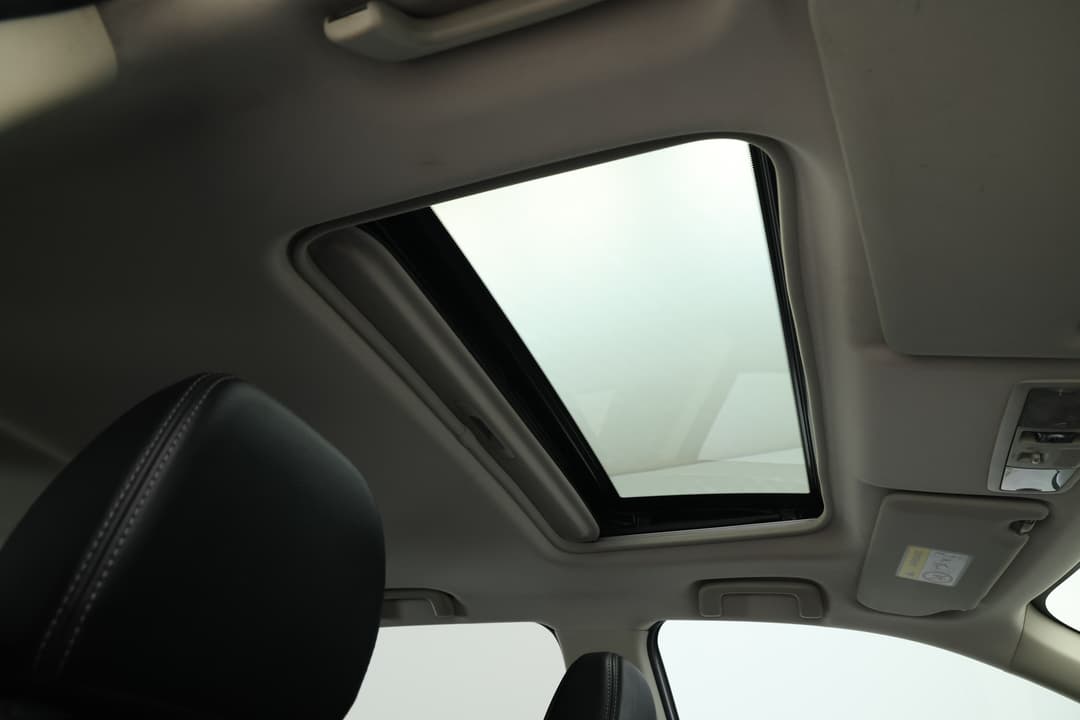 2015 Mitsubishi Outlander Exceed (4x4), Automatic, 125467 km, Interior Sunroof/Moonroof