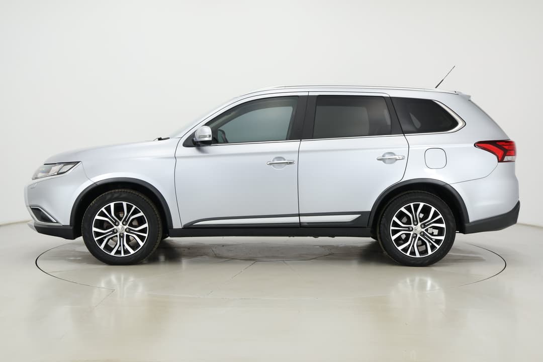 2015 Mitsubishi Outlander Exceed (4x4), Automatic, 125467 km, Left Side View