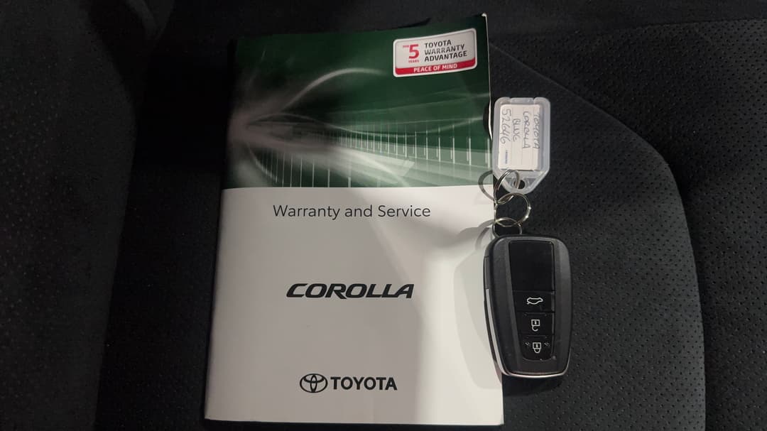 2021 Toyota Corolla Zr, Automatic, 46097 km, Key Close-up
