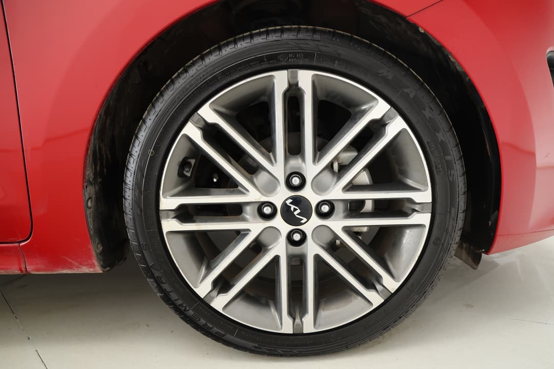 2022 Kia Rio Sport, Automatic, 23158 km, Right Front Wheel