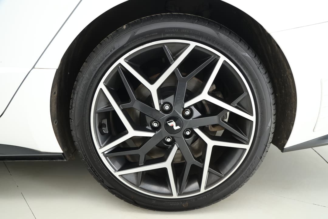2021 Hyundai Sonata N Line, Automatic, 107076 km, Left Rear Wheel