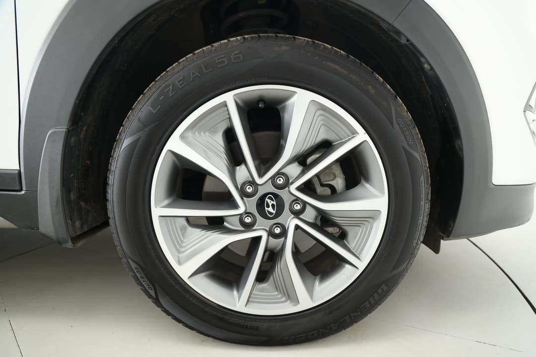 2017 Hyundai Tucson Active X (FWD), Automatic, 117313 km, Right Front Wheel