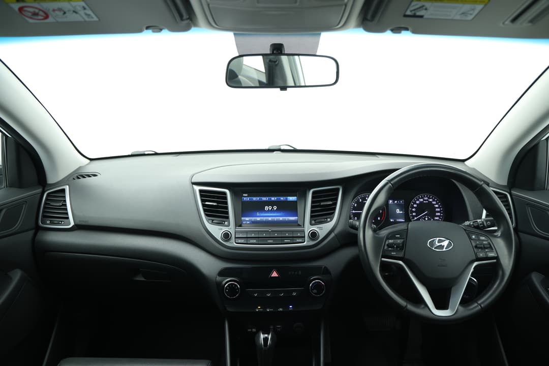 2017 Hyundai Tucson Active X (FWD), Automatic, 117313 km, Dashboard View