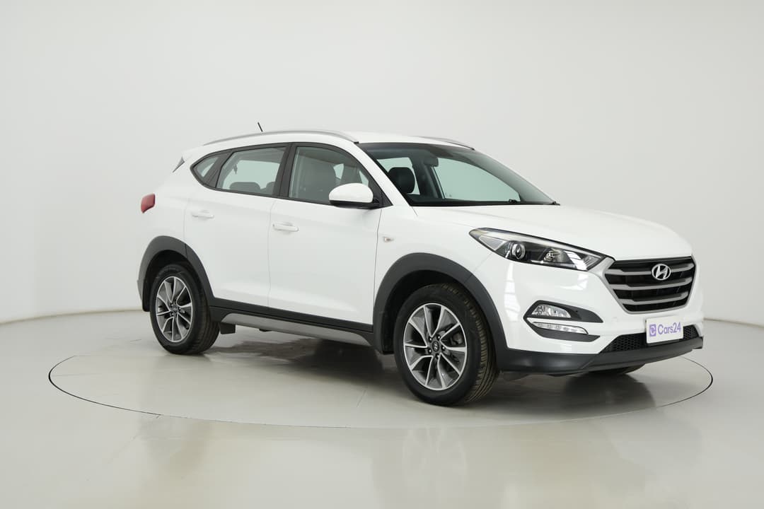 2017 Hyundai Tucson Active X (FWD), Automatic, 117313 km, Right Front Diagonal (45- Degree) View