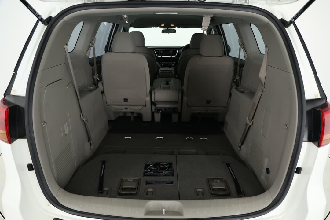 2017 Kia Carnival S, Automatic, 97252 km, Boot Inside View