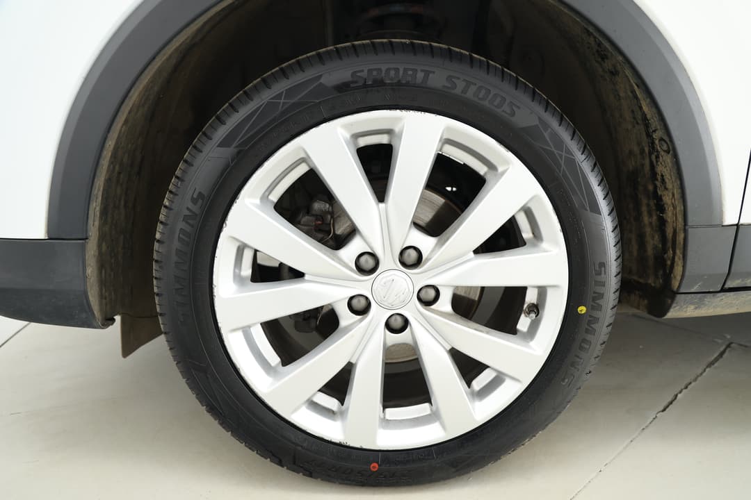 2023 MG ZS Excite, Automatic, 37488 km, Left Front Wheel