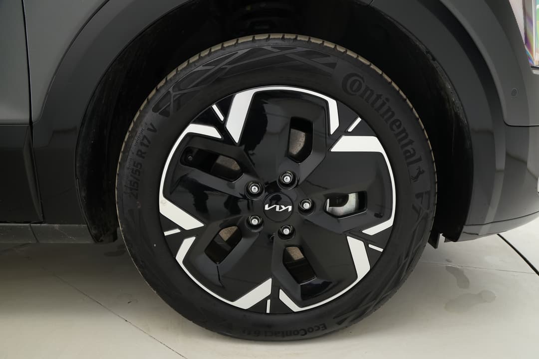 2023 Kia Niro Ev Gt-line Body C Pillar, Automatic, 16307 km, Right Front Wheel