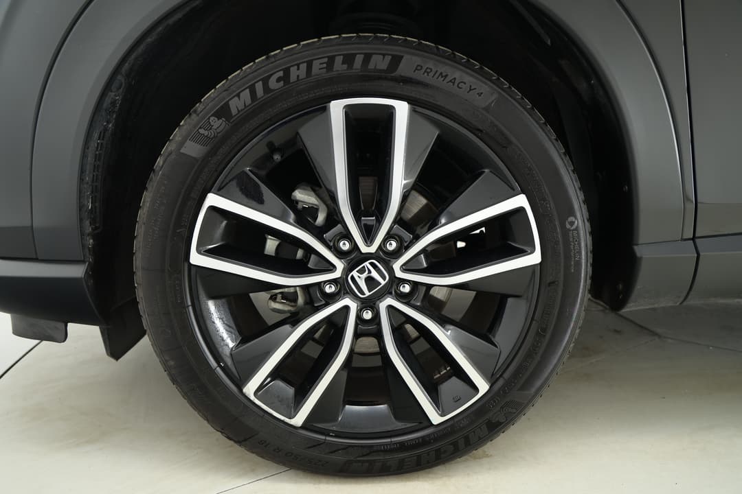2022 Honda HR-V Vi X, Automatic, 27827 km, Left Front Wheel