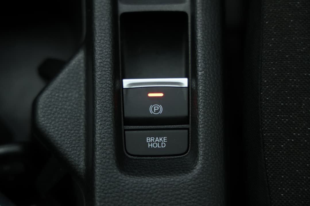 2022 Honda HR-V Vi X, Automatic, 27827 km, Handbrake