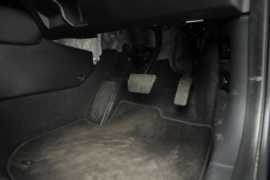 2022 Honda HR-V Vi X, Automatic, 27827 km, Pedals and Footmat