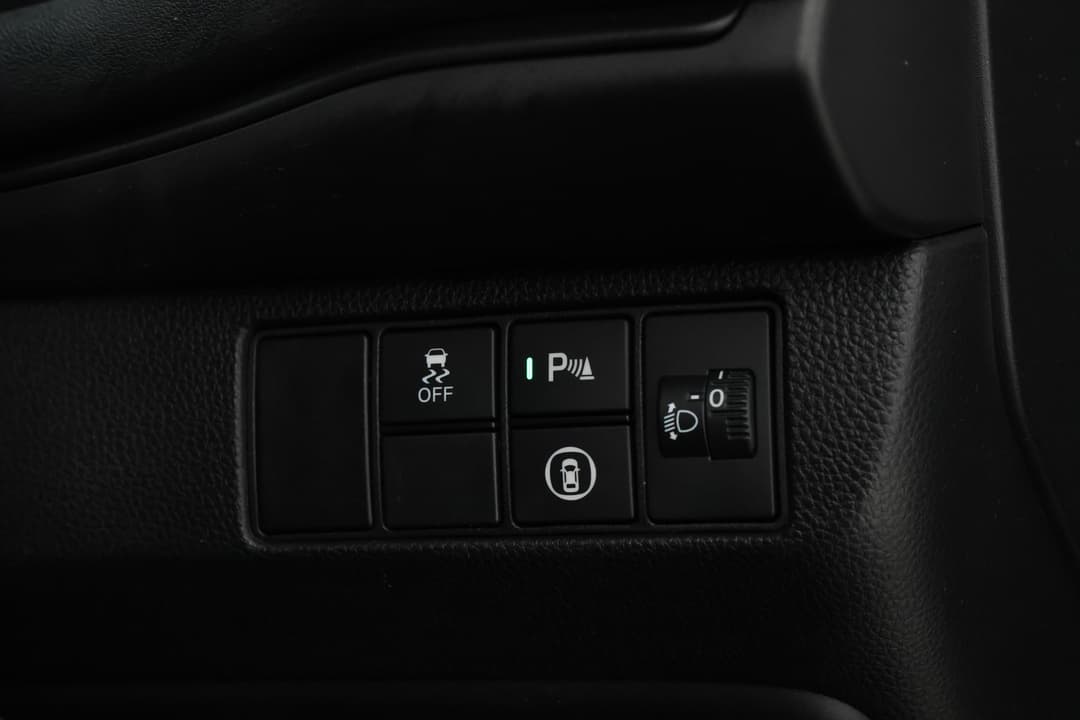 2022 Honda HR-V Vi X, Automatic, 27827 km, Utility Switches/Buttons