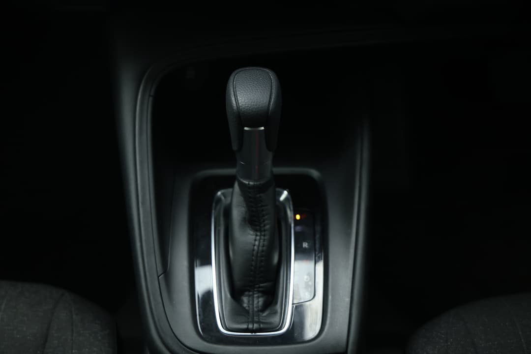 2022 Honda HR-V Vi X, Automatic, 27827 km, Gear Lever 