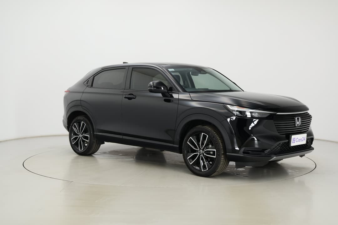 2022 Honda HR-V Vi X, Automatic, 27827 km, Right Front Diagonal (45- Degree) View