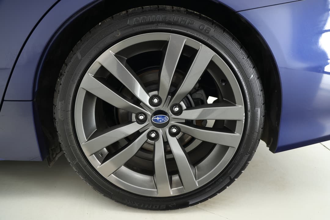 2016 Subaru WRX Premium (AWD), Manual, 99342 km, Left Rear Wheel