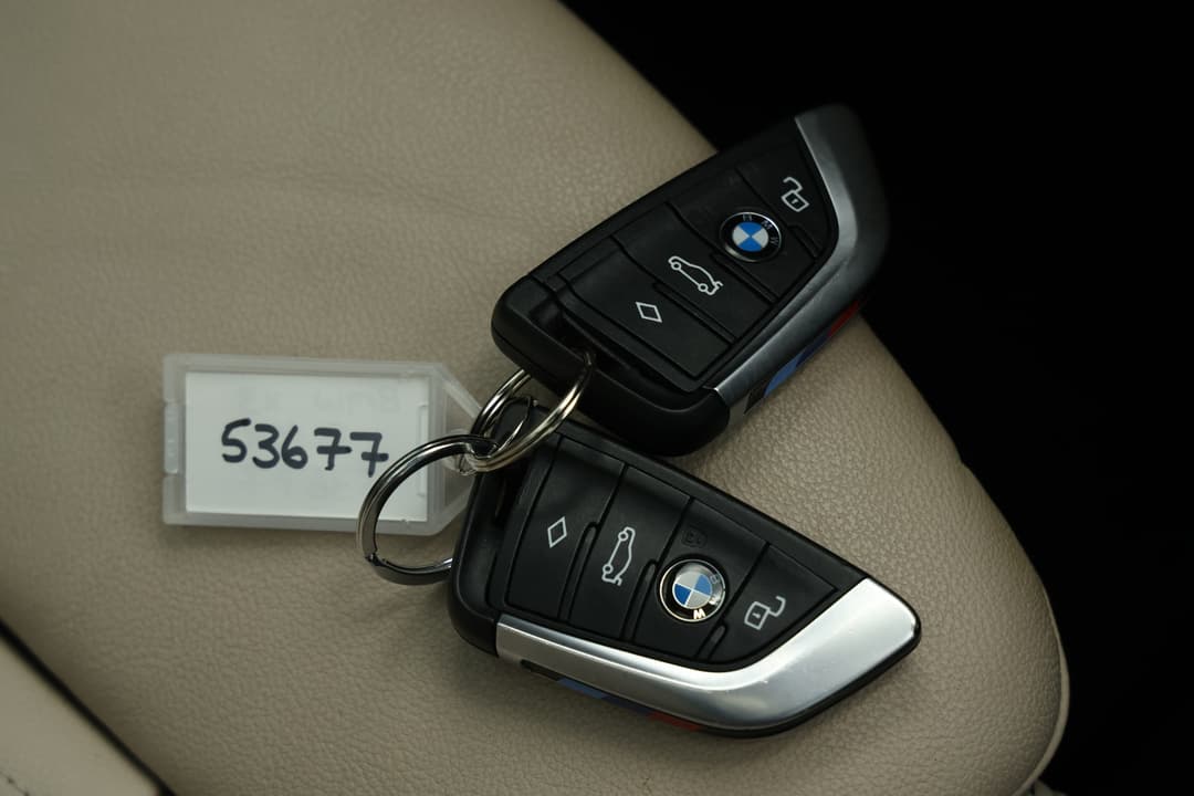 2021 BMW X3 M40i, Automatic, 57473 km, Key Close-up