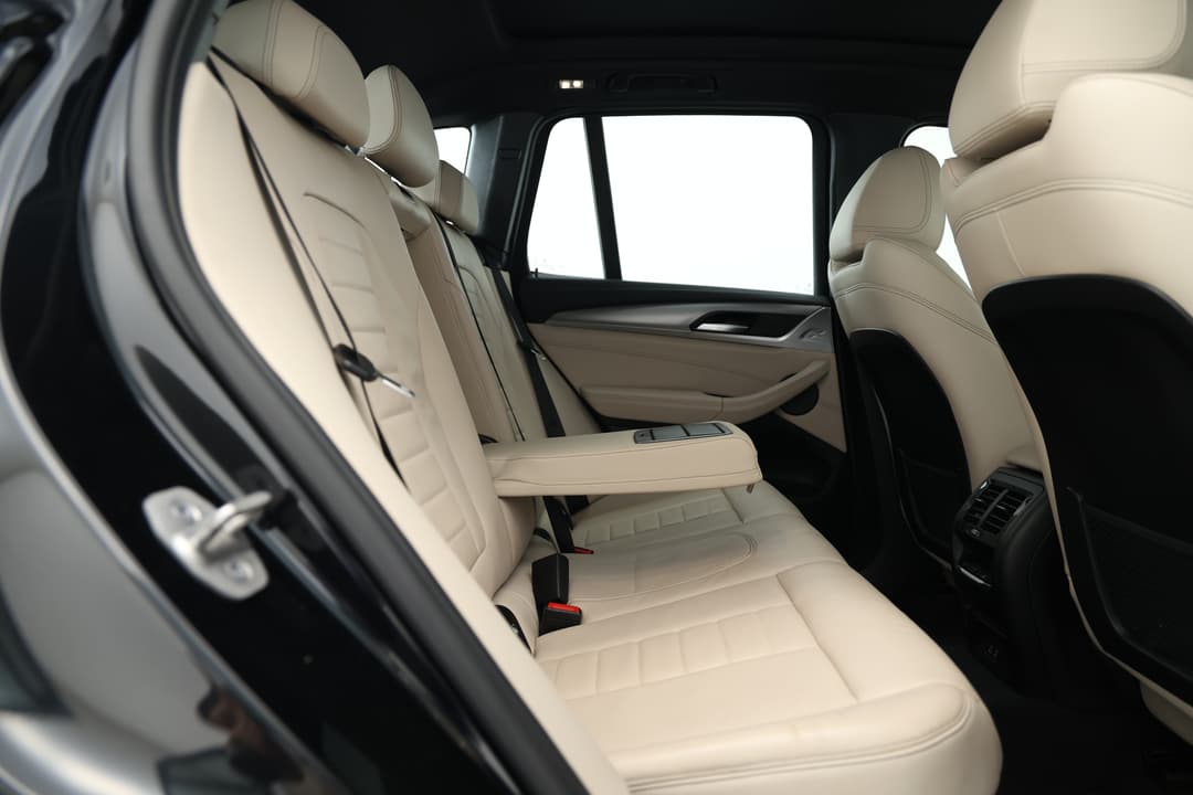 2021 BMW X3 M40i, Automatic, 57473 km, Right Side Rear Door Cabin View