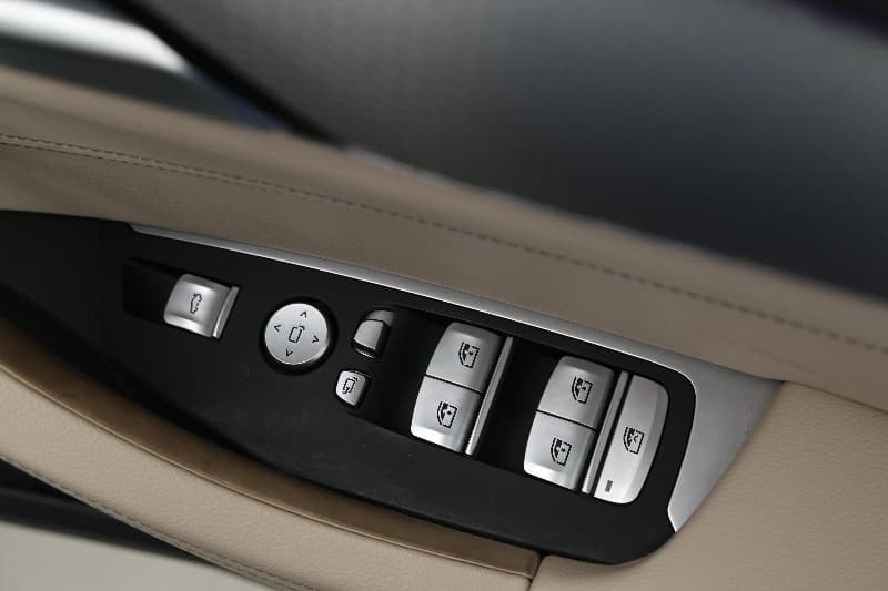 2021 BMW X3 M40i, Automatic, 57473 km, Drivers Side Door Panel Controls