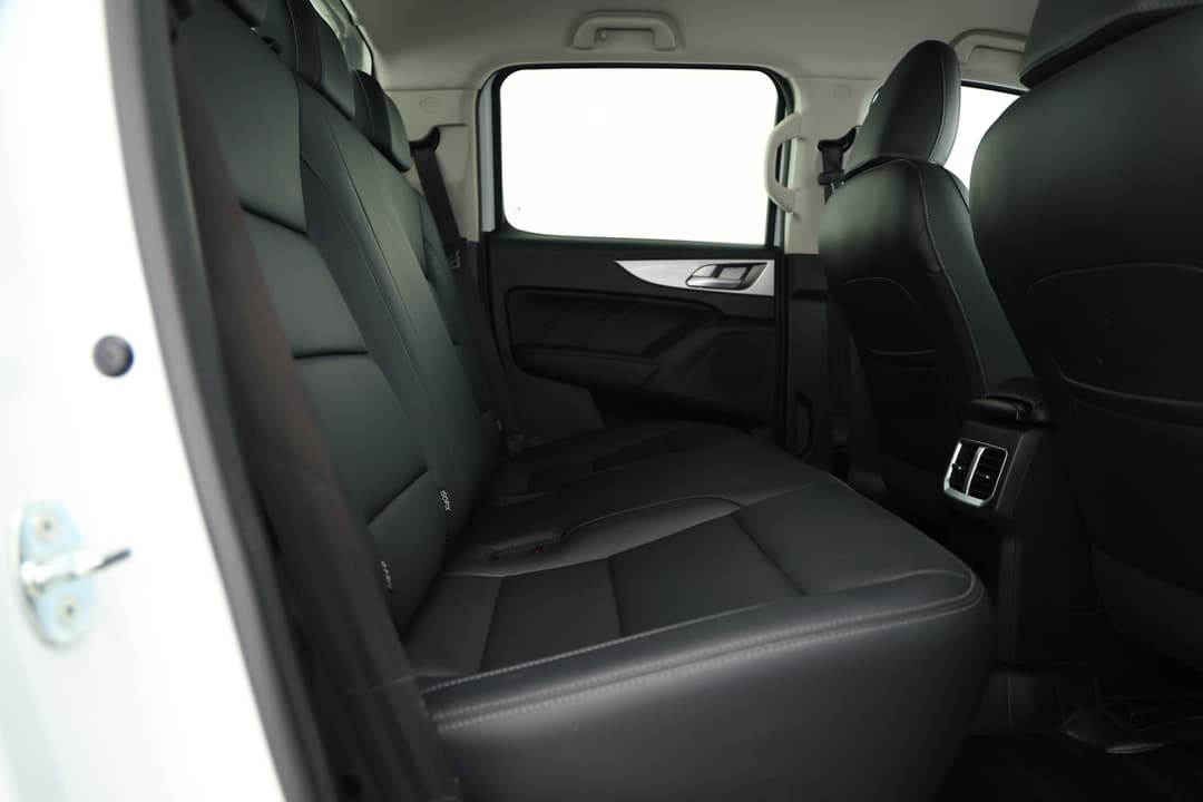 2023 GWM Ute Cannon-l (4x4), Automatic, 56601 km, Right Side Rear Door Cabin View