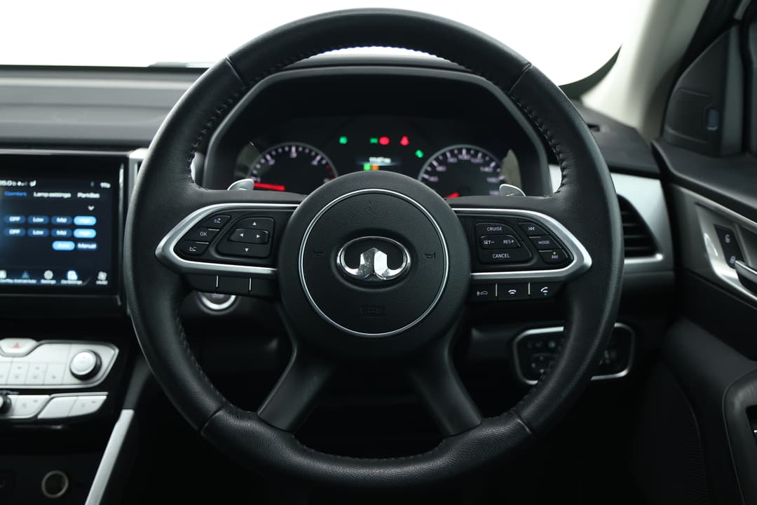 2023 GWM Ute Cannon-l (4x4), Automatic, 56601 km, Steering Wheel Close-up