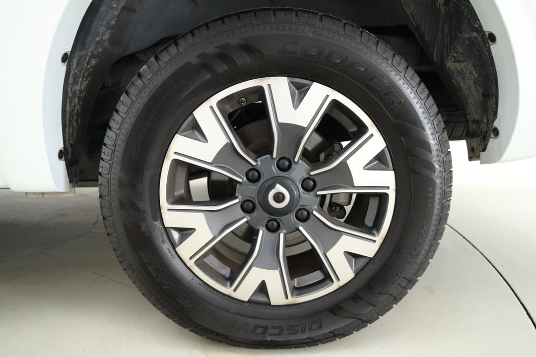 2023 GWM Ute Cannon-l (4x4), Automatic, 56601 km, Left Rear Wheel