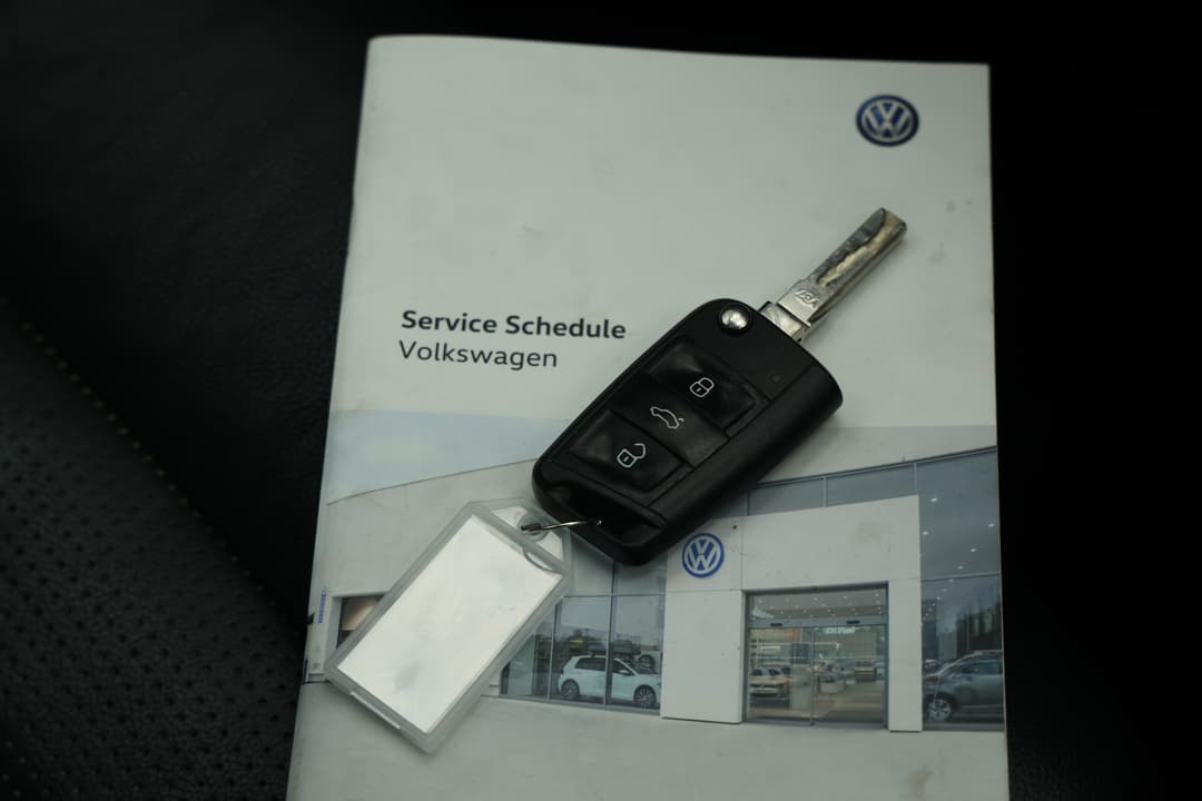 2018 Volkswagen Golf R, Automatic, 102709 km, Key Close-up