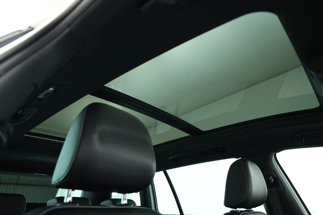 2018 Volkswagen Golf R, Automatic, 102709 km, Interior Sunroof/Moonroof