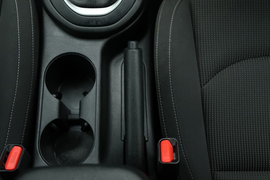 2020 Kia Cerato S, Automatic, 66657 km, Handbrake