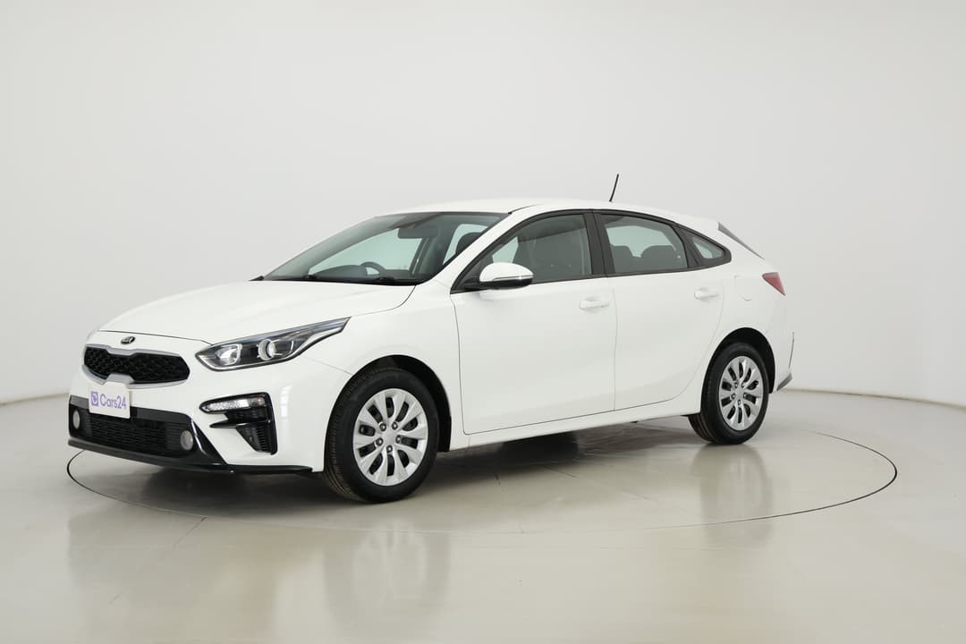 2020 Kia Cerato S, Automatic, 66657 km, Left Front Diagonal (45- Degree) View