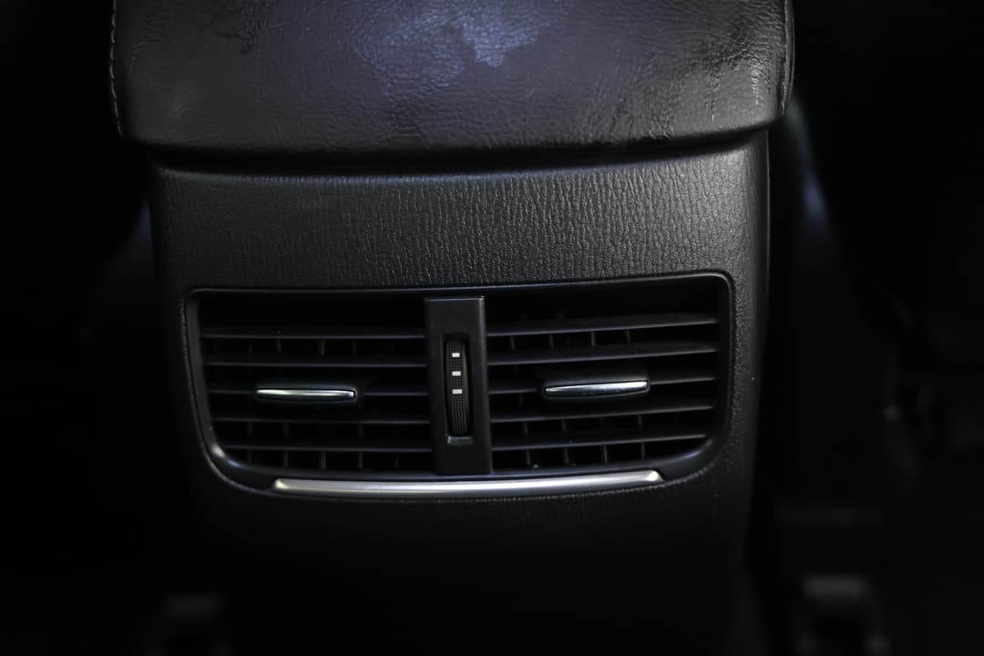 2015 Mazda 6 Atenza, Automatic, 112606 km, Rear A/C Vent