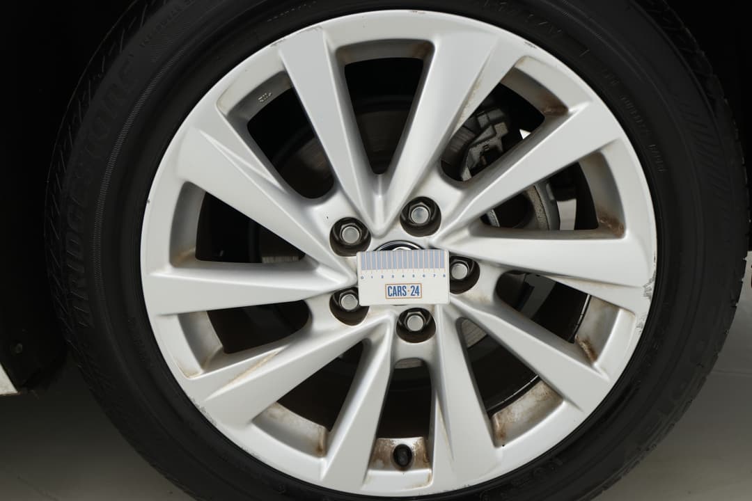 2022 Toyota Camry Ascent Hybrid, Automatic, 83762 km, Wheels Rim Rear LHS Gutter Rash