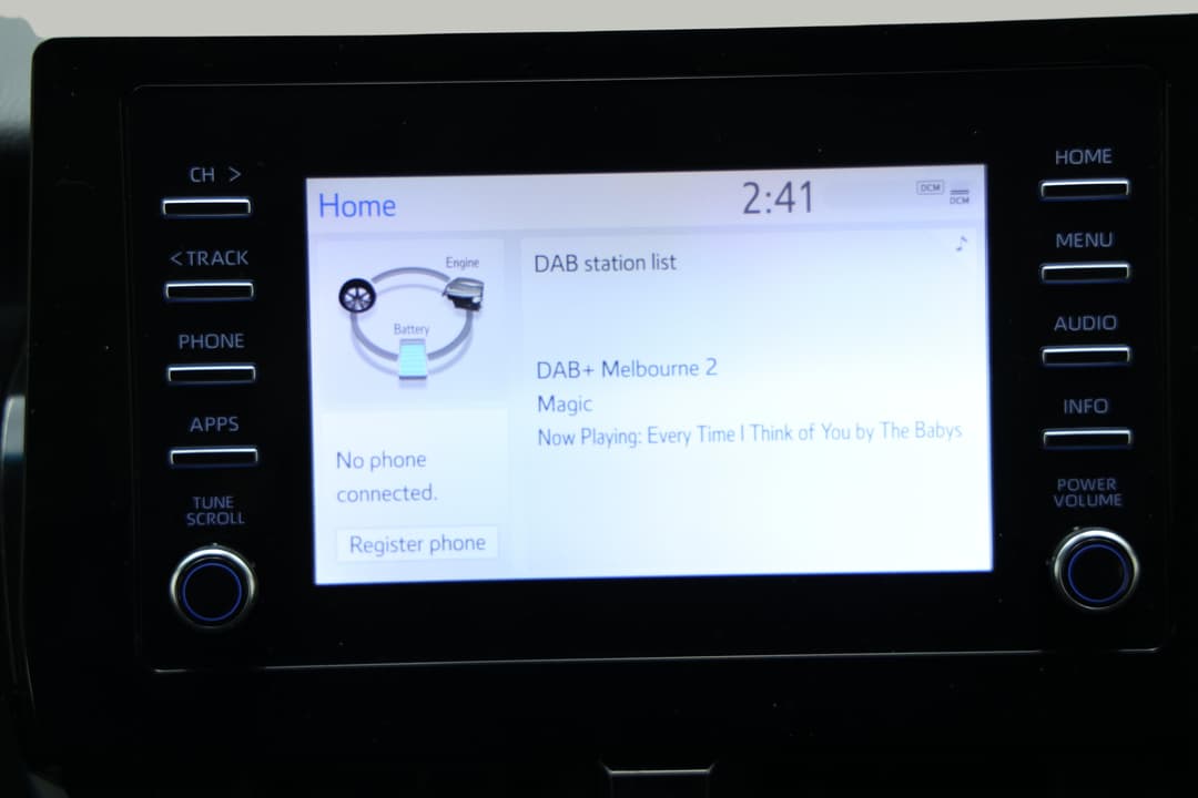 2022 Toyota Camry Ascent Hybrid, Automatic, 83762 km, Infotainment System