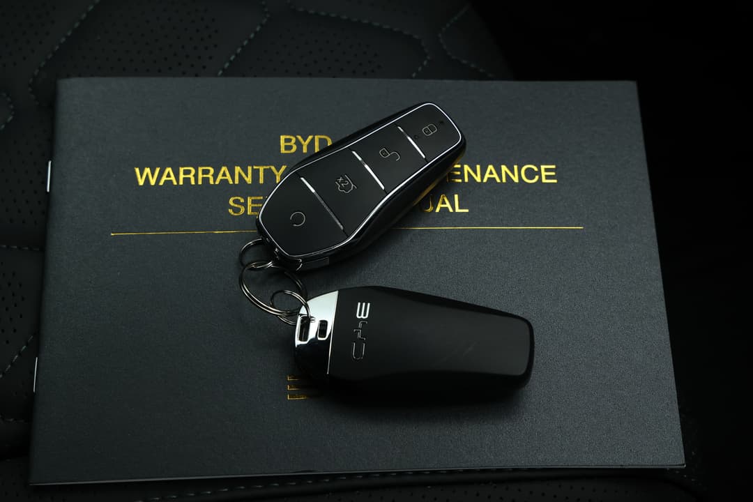 2025 Byd Sealion 7 Premium, Automatic, 9734 km, Key Close-up