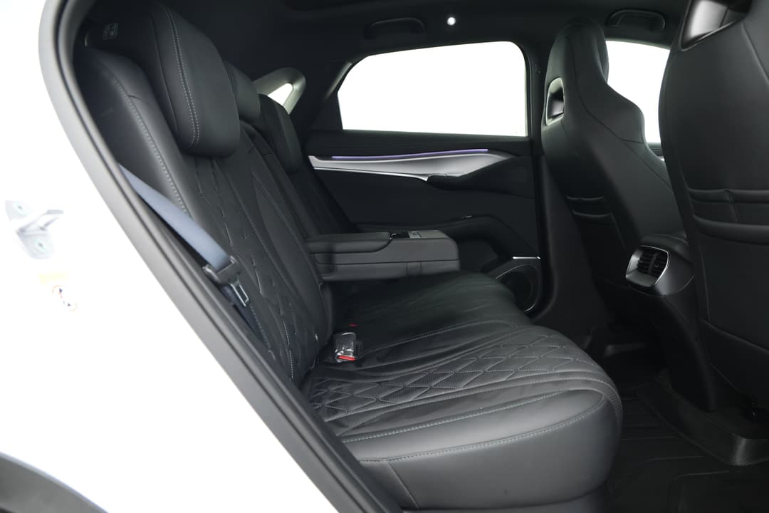 2025 Byd Sealion 7 Premium, Automatic, 9734 km, Right Side Rear Door Cabin View
