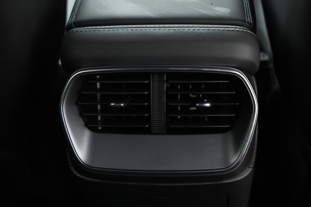 2025 Byd Sealion 7 Premium, Automatic, 9734 km, Rear A/C Vent