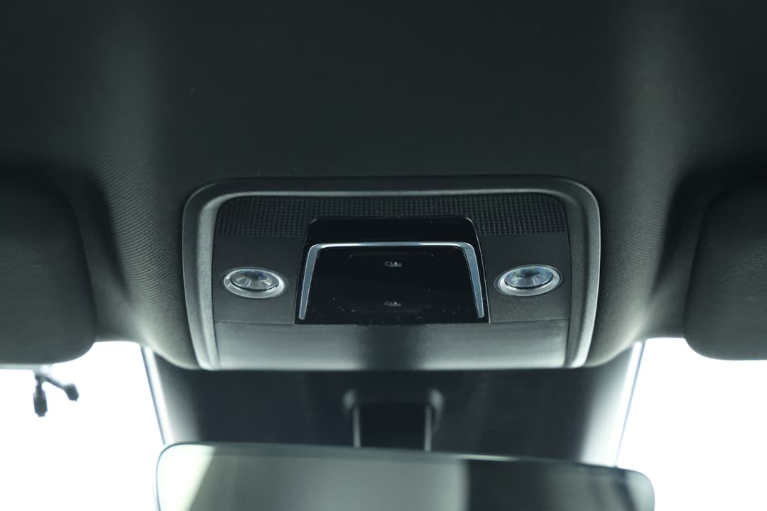 2025 Byd Sealion 7 Premium, Automatic, 9734 km, On-Roof Controls/Sunglass holder