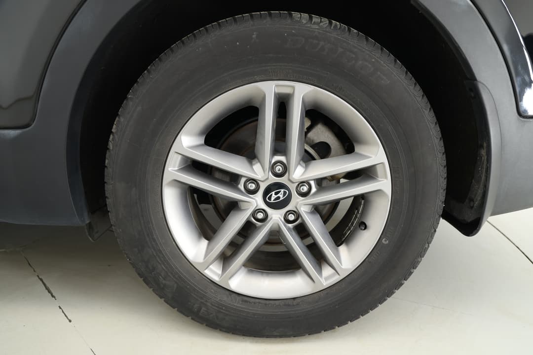 2017 Hyundai Santa Fe Active Crdi (4x4), Automatic, 94395 km, Left Rear Wheel
