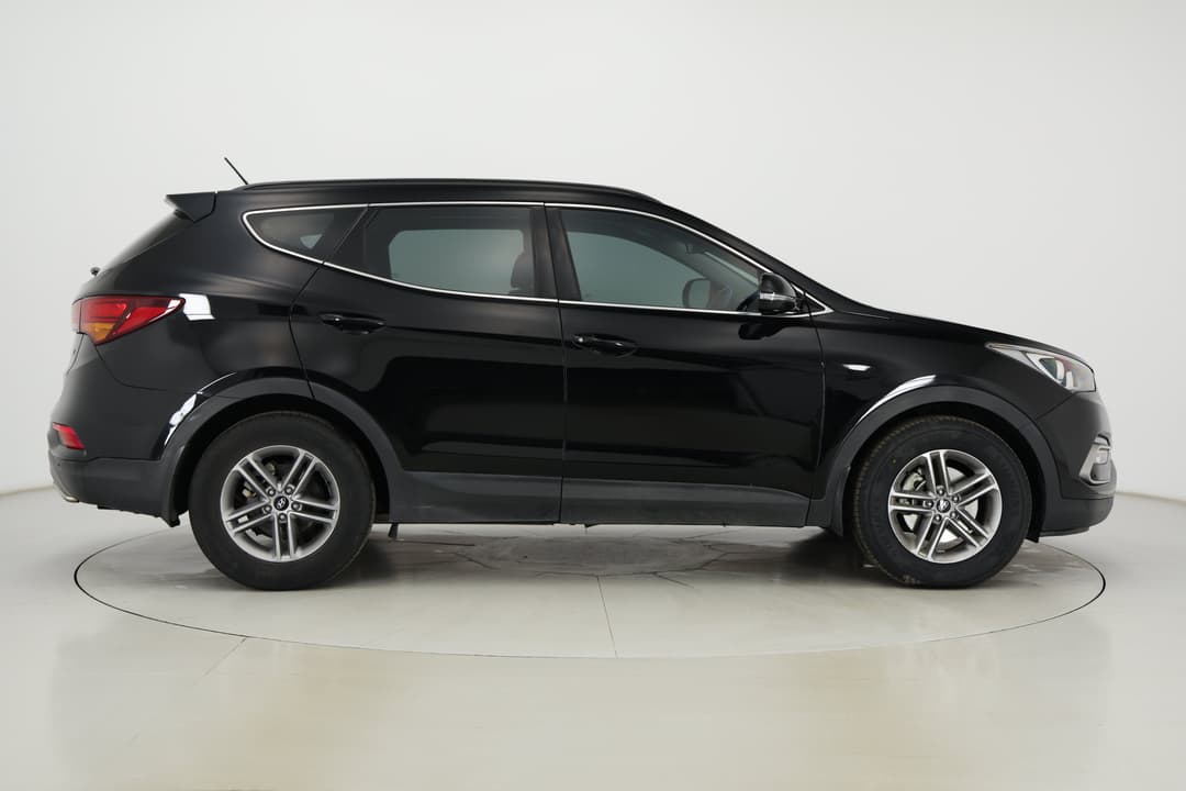 2017 Hyundai Santa Fe Active Crdi (4x4), Automatic, 94395 km, Right Side View