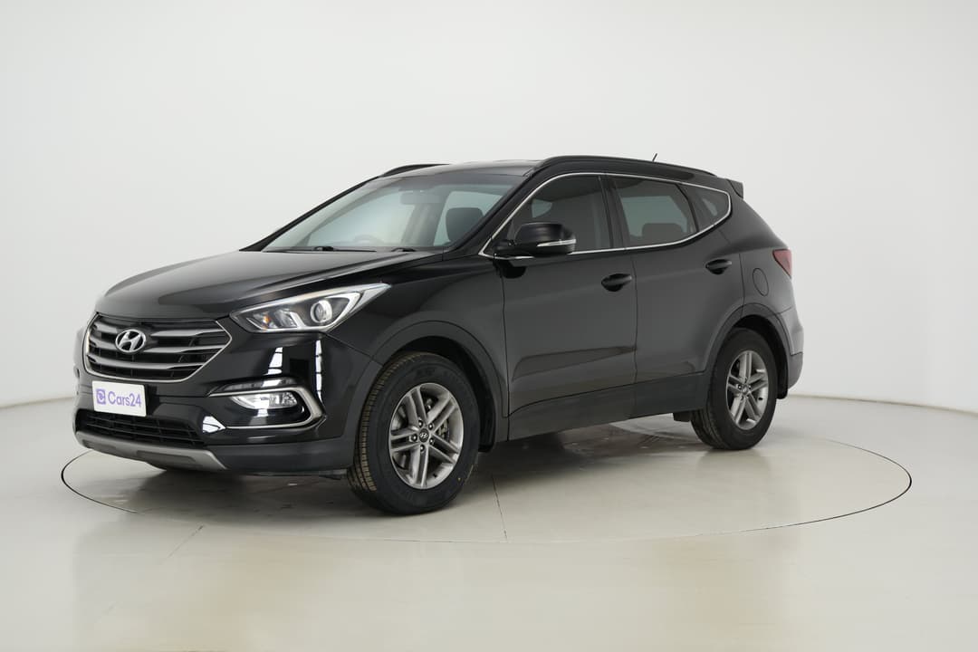 2017 Hyundai Santa Fe Active Crdi (4x4), Automatic, 94395 km, Left Front Diagonal (45- Degree) View
