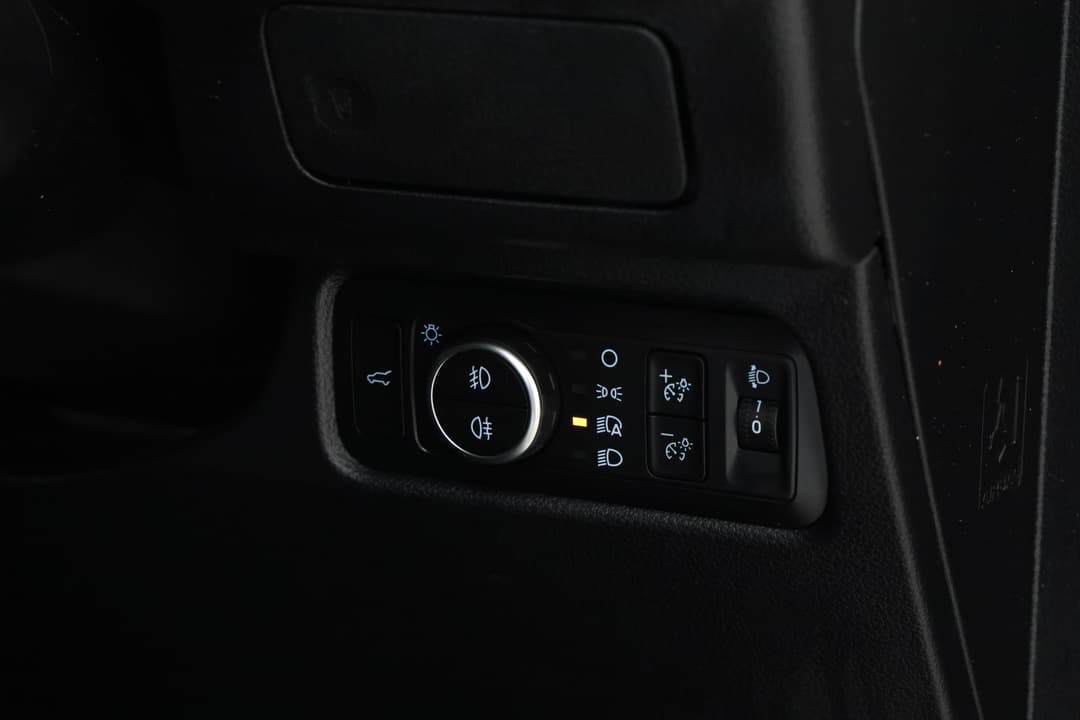 2022 Ford Everest Trend (4x4), Automatic, 39105 km, Utility Switches/Buttons