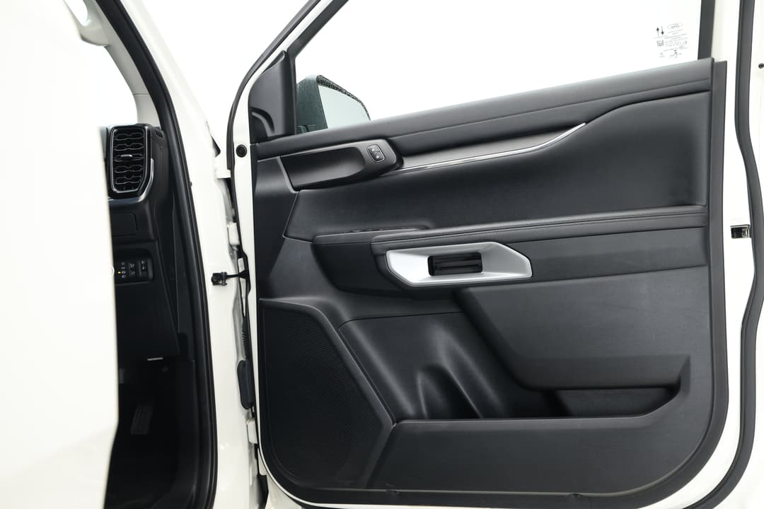 2022 Ford Everest Trend (4x4), Automatic, 39105 km, Speaker View