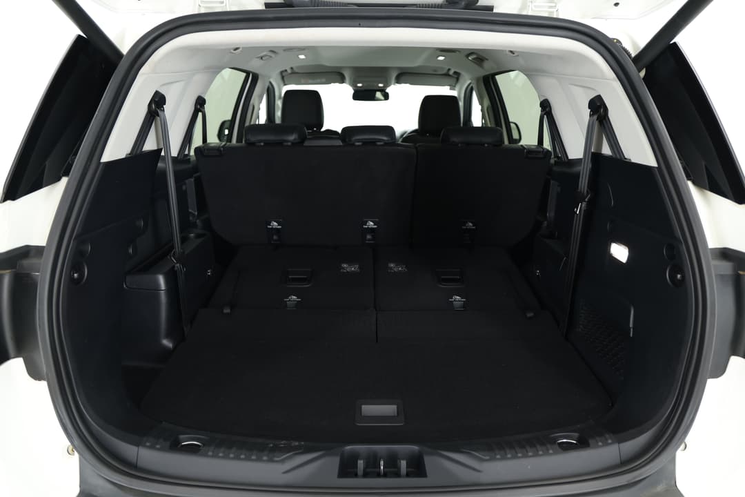 2022 Ford Everest Trend (4x4), Automatic, 39105 km, Boot Inside View