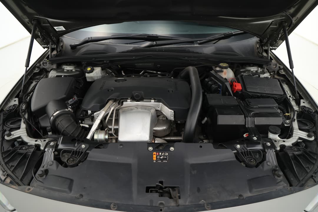 2018 Holden Commodore Lt, Automatic, 81786 km, Open Bonnet (Engine)