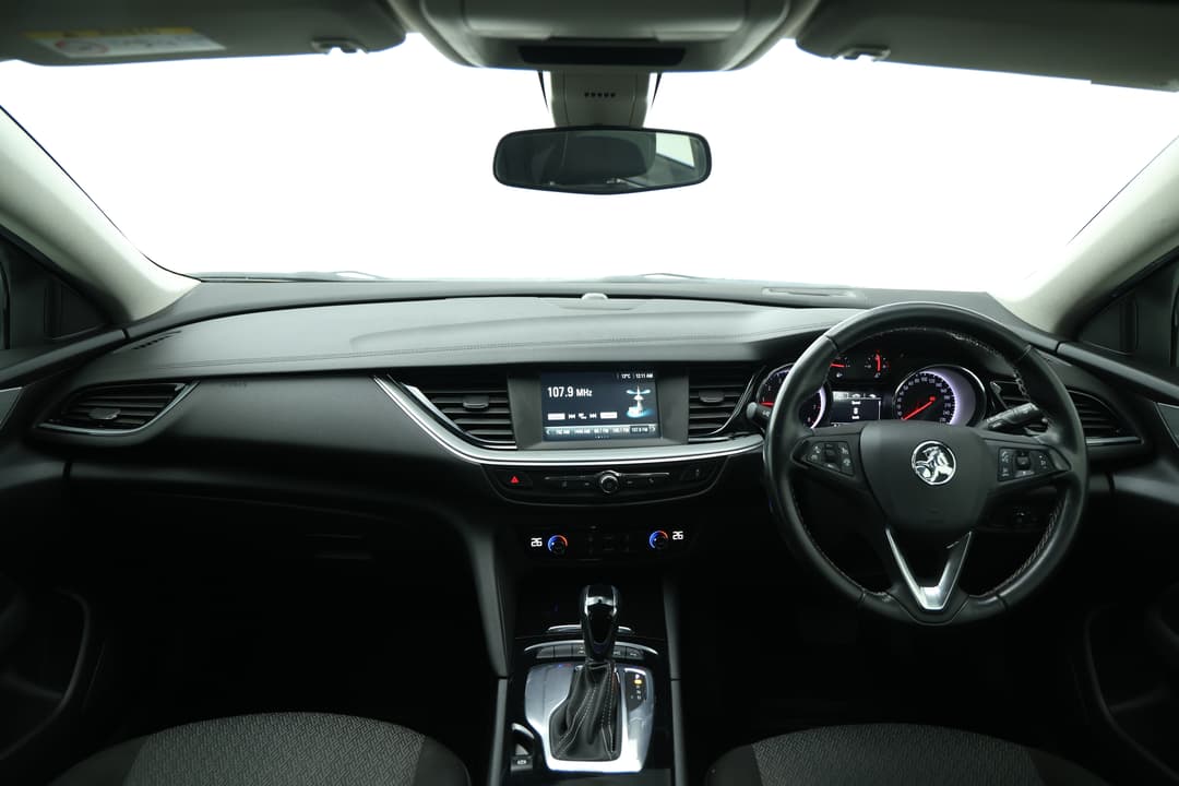 2018 Holden Commodore Lt, Automatic, 81786 km, Dashboard View