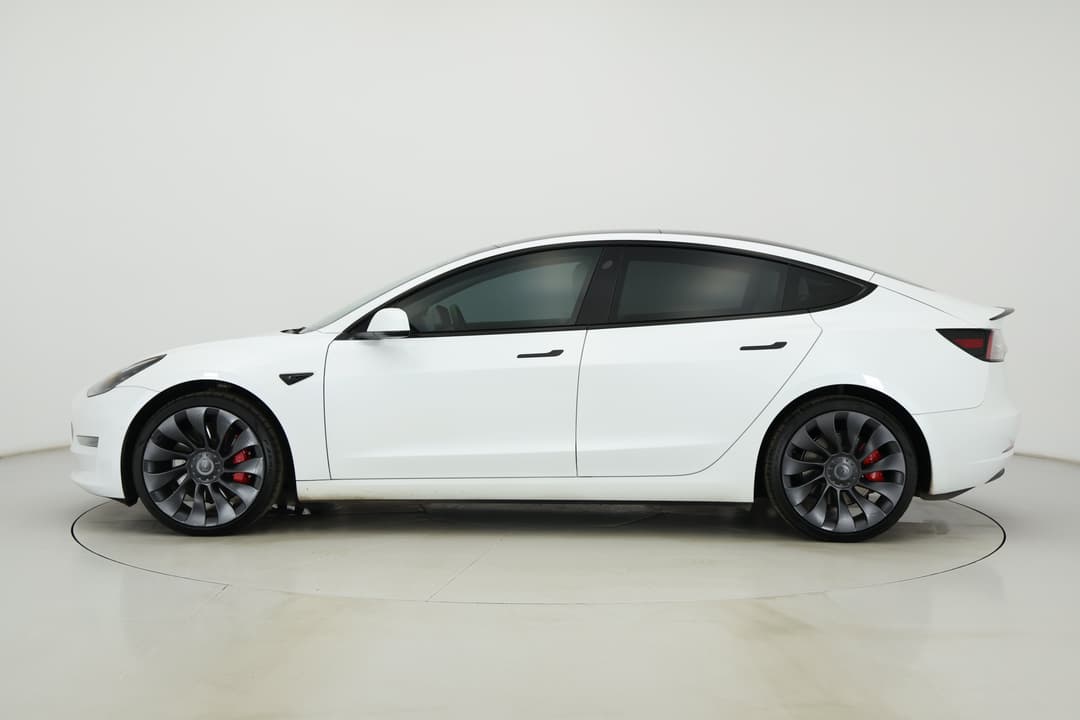 2022 Tesla Model 3 Performance, Automatic, 37333 km, Left Side View