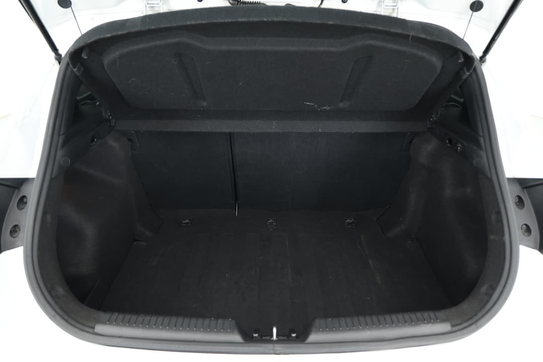 2016 Hyundai i30 Active X, Automatic, 63391 km, Boot Inside View